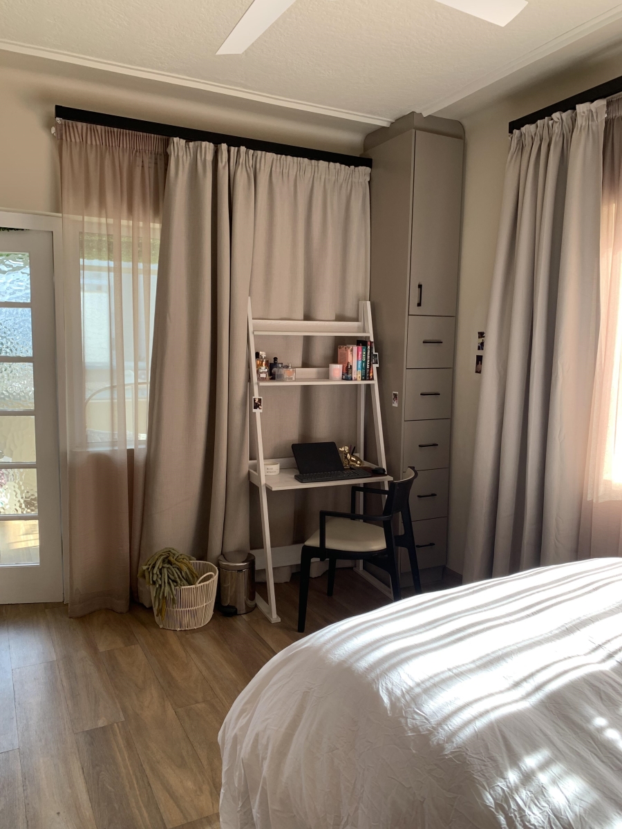 To Let 3 Bedroom Property for Rent in Sea Point Western Cape